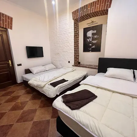 Apartamento House Of Ukraine на площі ринок з приватним бомбосховищем Leópolis