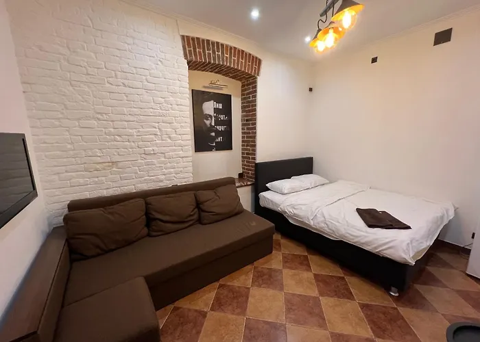 Apartamento House Of Ukraine на площі ринок з приватним бомбосховищем Leópolis