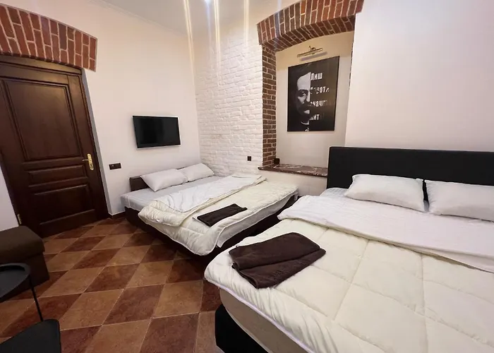 Apartamento House Of Ukraine на площі ринок з приватним бомбосховищем Leópolis