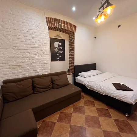Apartman House Of Ukraine на площі ринок з приватним бомбосховищем Lviv